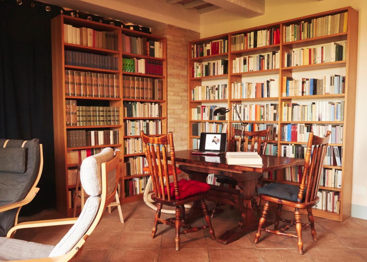 Il Gallo Silvestre - Bed&Books Montecassiano Buitenkant foto