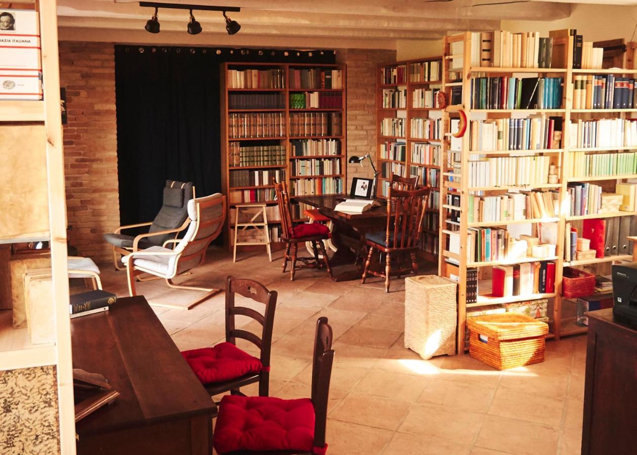 Il Gallo Silvestre - Bed&Books Montecassiano Buitenkant foto